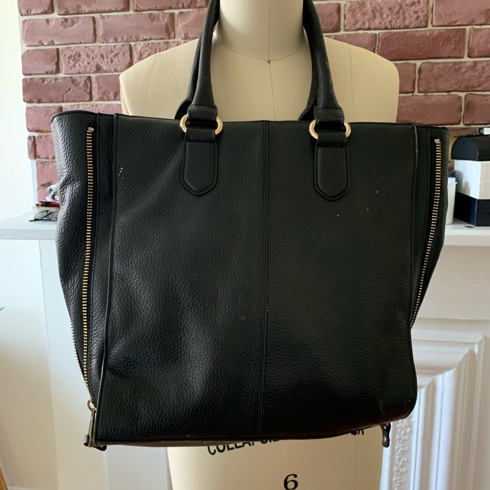Aldo handbag black medium size